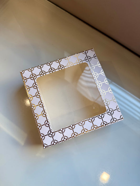 Urli | Heart | White Designer Box PO38