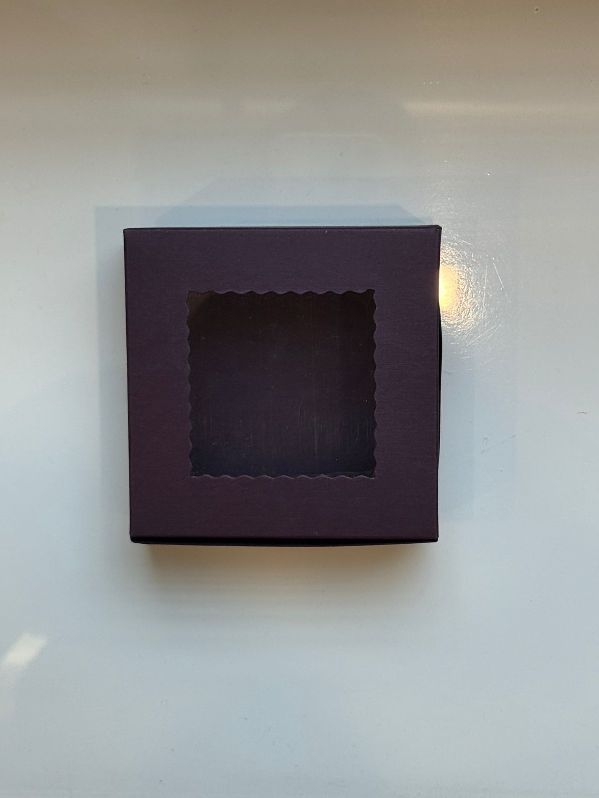 Urli Purple Paper Box PO36