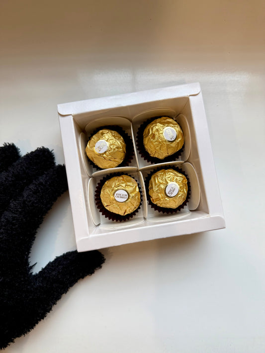 White 4 in 1 Box I Ladoo I Mini Bubble I Peony I Shell PO04