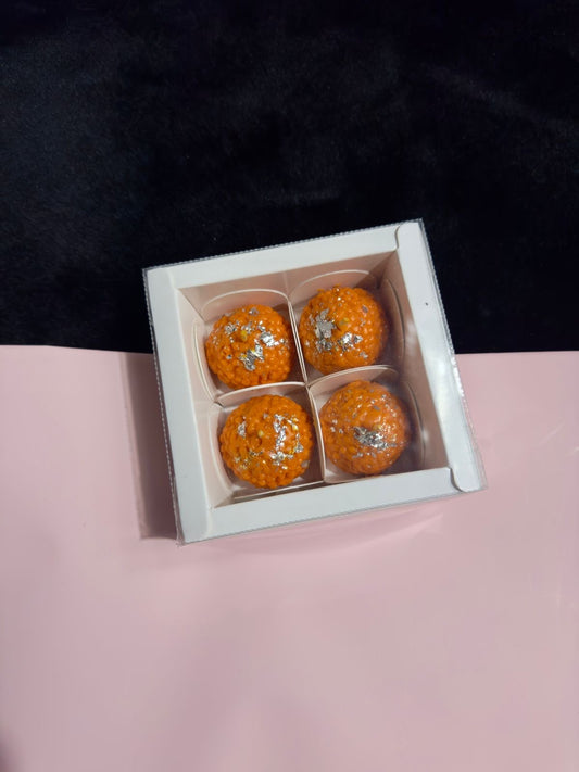 White 4 in 1 Box I Ladoo I Mini Bubble I Peony I Shell PO04